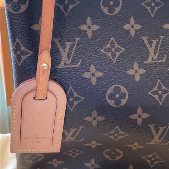 Louis Vuitton Graceful MM (SOLD) - Picture 6 of 12